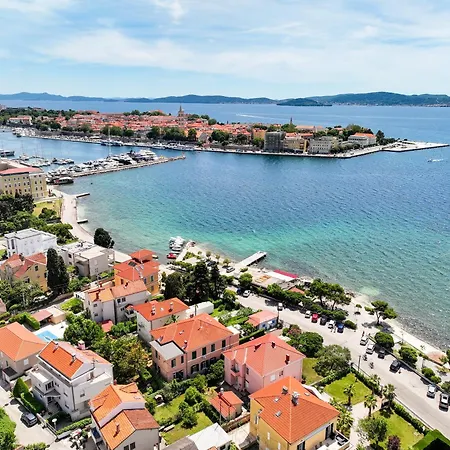 Beachfront Central Apartments Zadar Exterior photo