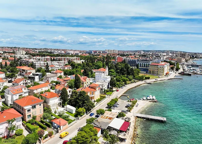 Beachfront Central Apartments Zadar